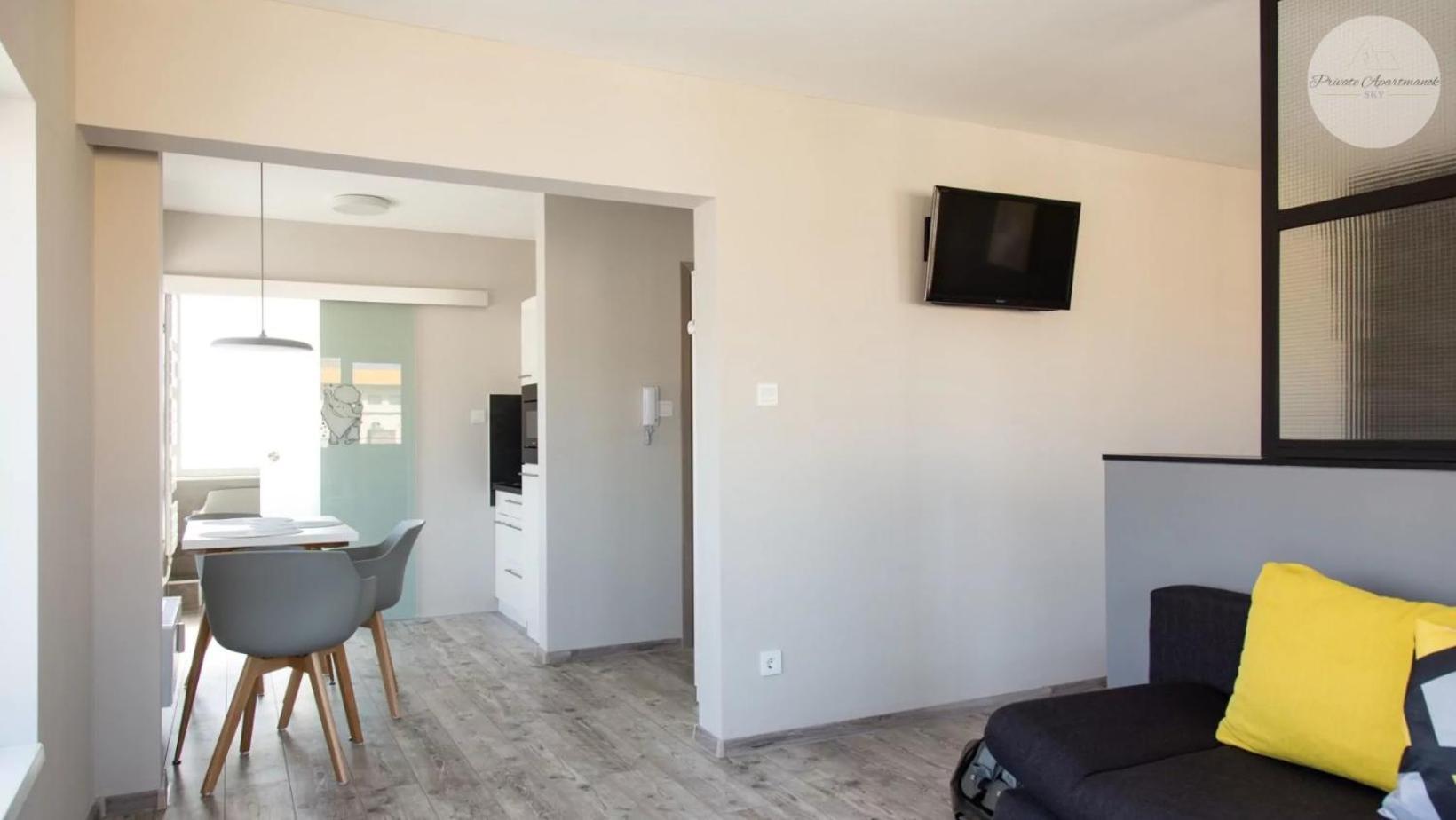 Sky Panorama Apartman Печ Екстер'єр фото