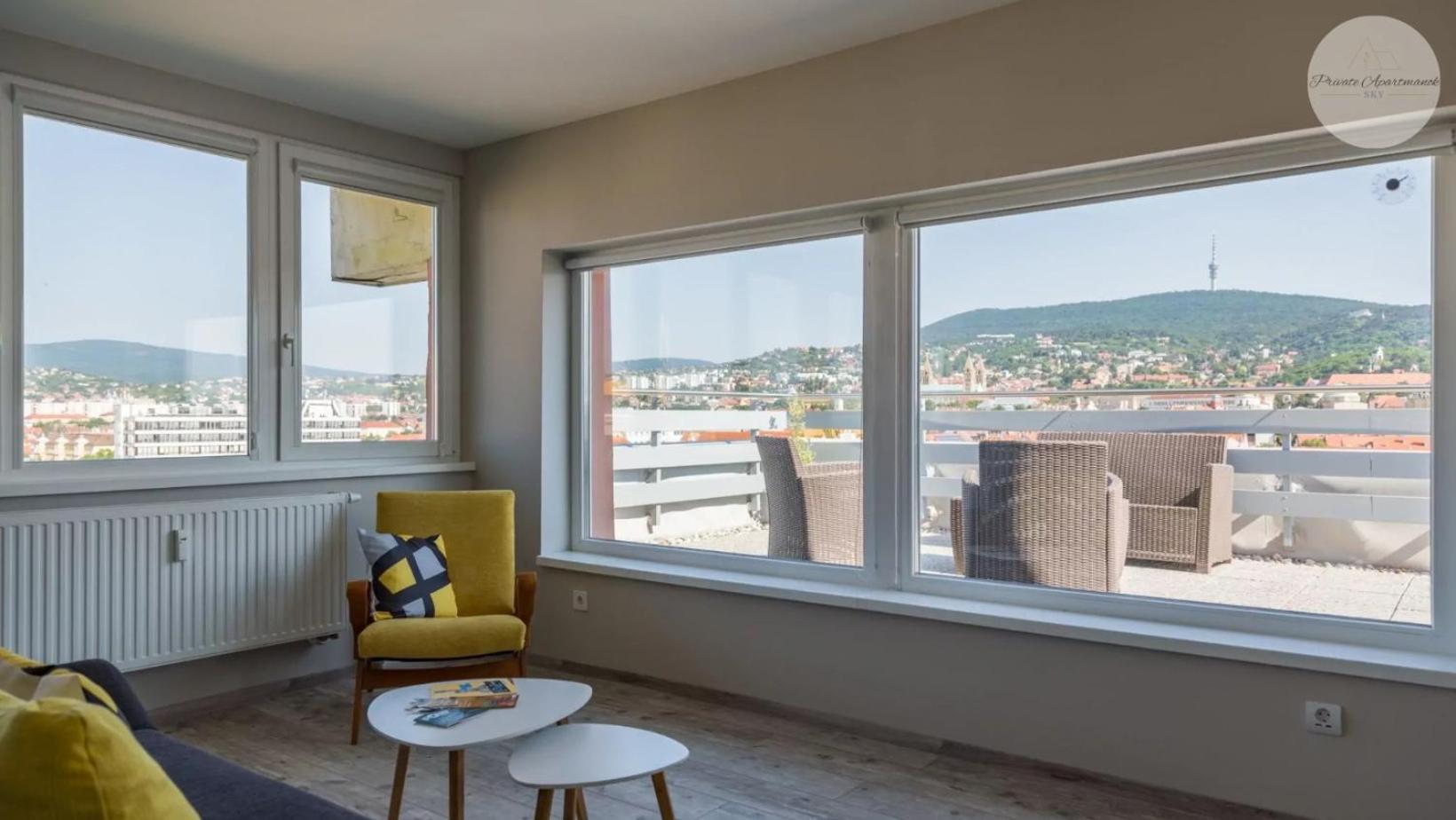 Sky Panorama Apartman Печ Екстер'єр фото